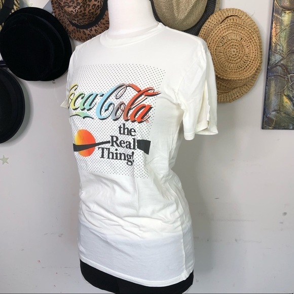 Coca-Cola Graphic T-shirt - Picture 2 of 8